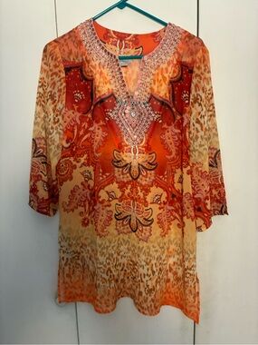 Chicos Vneck Tunic/Coverup Embellished Neck 1 Vibrant Resortwear Beach